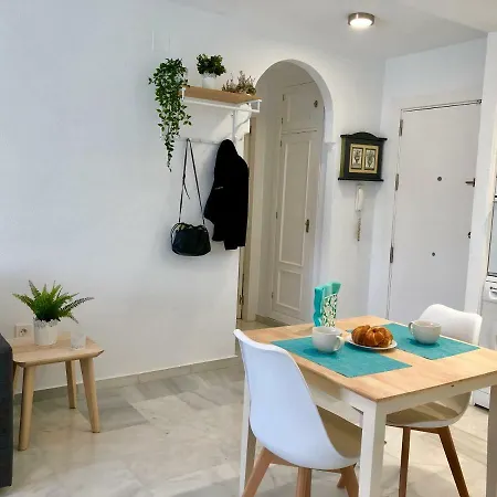 Luxury Dona Carlota 아파트 토레몰리노스